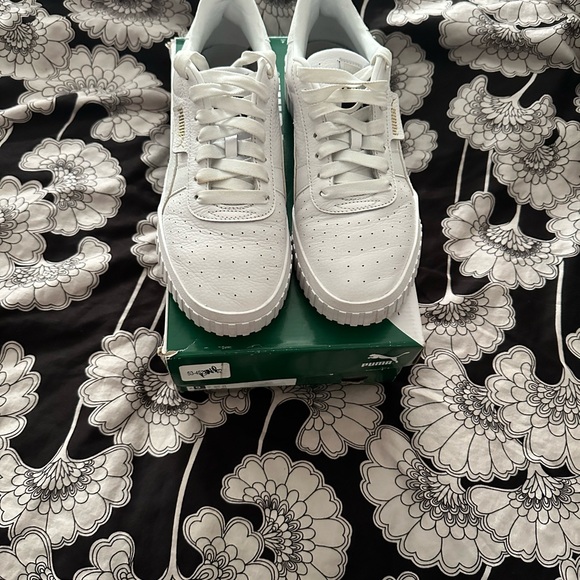 Puma Cali White size 9.5w - Picture 2 of 5